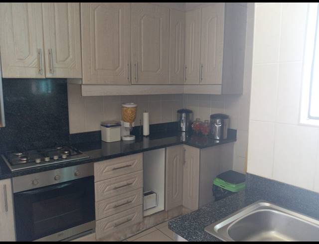 3 BEDROOM HOUSE FOR SALE IN UMLAZI Z